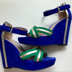 BCBG Wedge heels